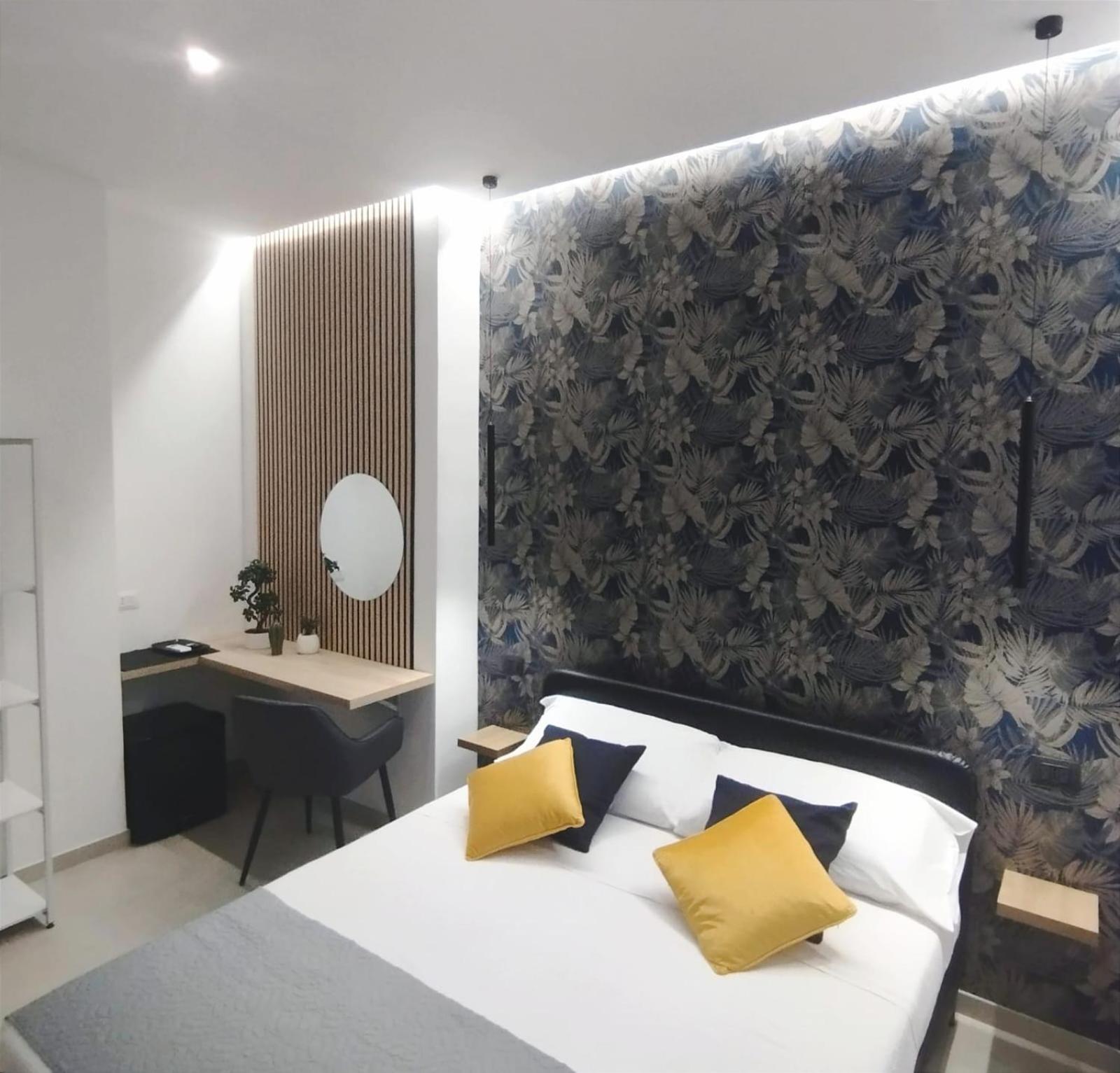 Agatha Modern Elegant Rooms Sant'Agata di Militello Bagian luar foto